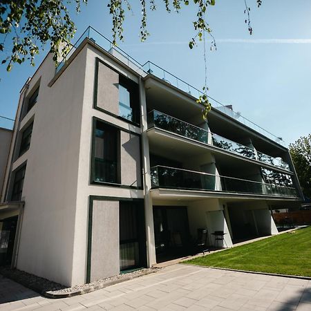 Villa Bauhaus Wellness Apartman 102 Siófok Buitenkant foto