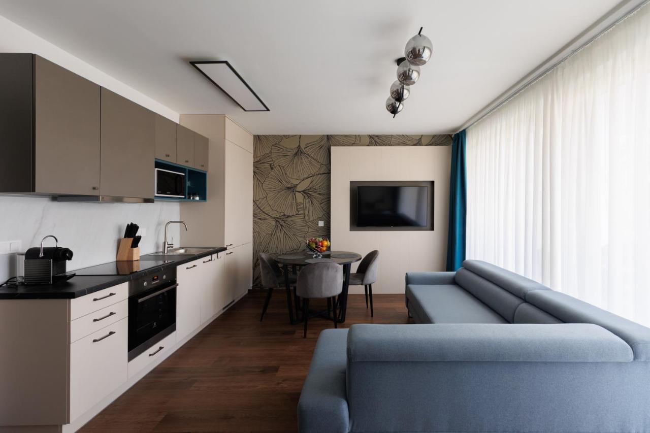 Villa Bauhaus Wellness Apartman 102 Siófok Buitenkant foto